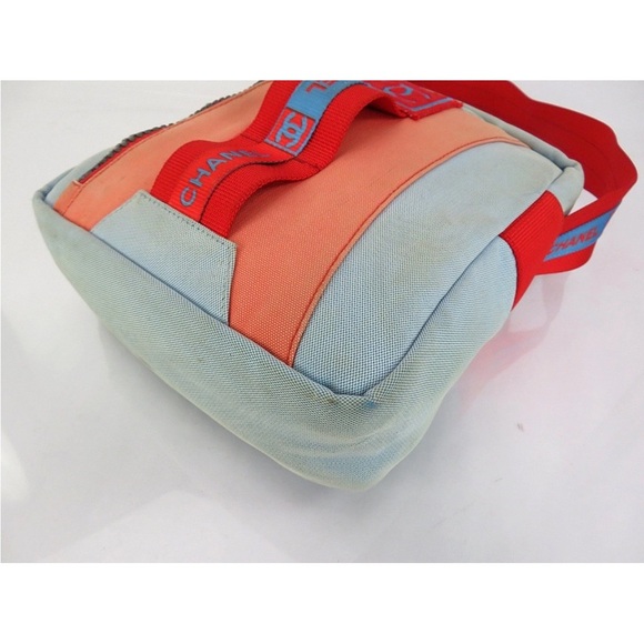 CHANEL Red and Light Blue Crossbody Bag - Picture 7 of 15